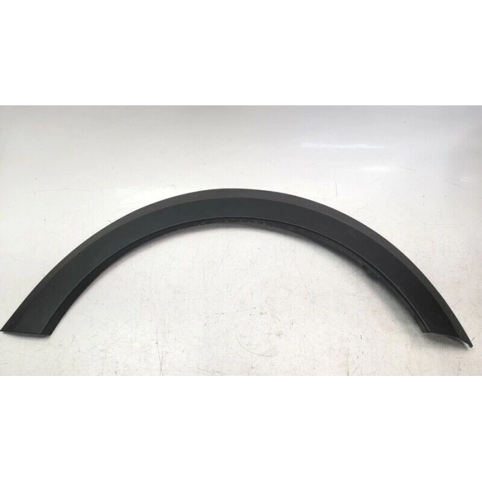 Dacıa Sandero Stepway- 21/24; Arka Çamurluk Ağzı Plastiği Sol Siyah (Tyg) (Oem No: 788A33414R)