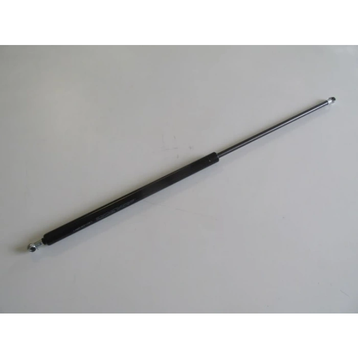 2002-2003 Volkswagen Transporter T4 Bagaj Amortisörü (70Cm) Sağ-Sol Aynı Adet (Adet) (Oem No:7D0829331D)