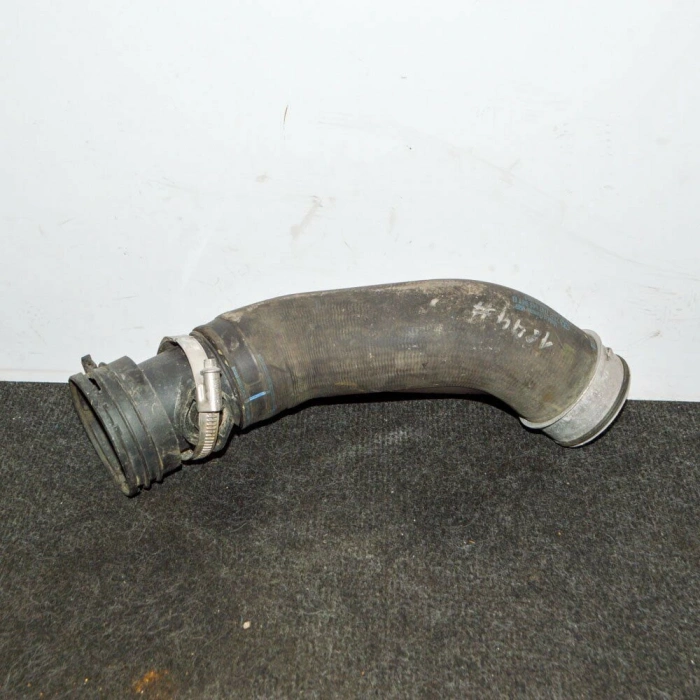 Turbo Hortumu Vw Transporter T5Axd-Axe-Bnz-Bpc 2,5 Tdı 04-10 (Oem No: 7H0145941B)