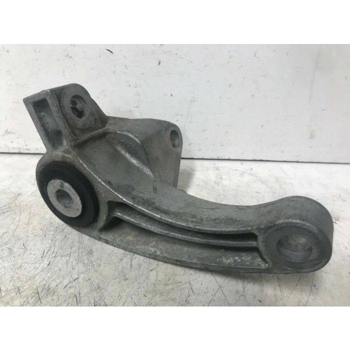 Sanzuman Braketi Arka Ford Focus Bm 06- (Oem No: 7M51 6P093 Kb)