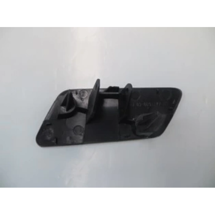 Volkswagen Touareg- 10/14; Far Yıkama Fiskiye Kapağı Sağ (Tw) (Oem No: 7P6807938)