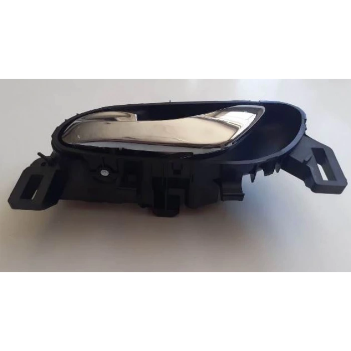 Nıssan Qashqaı- J11- 14/21; Ön Kapı İç Açma Kolu Sol Nikelajlı (Oem No: 80671-4Ea0B)