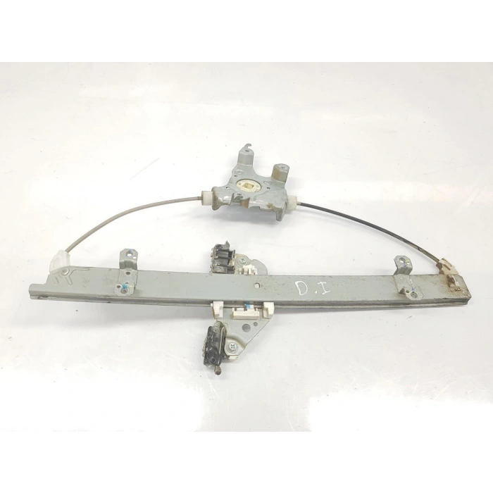 Cam Krikosu Navara 16-19 Elektrikli Ön Sağ (Oem No: 80700-4Kd0B)