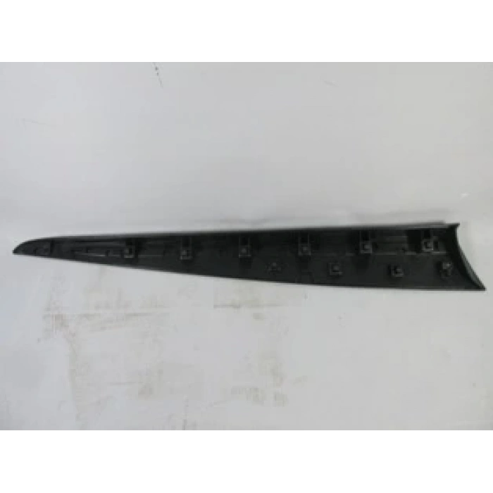 Renault Clıo- 4- Hb- 13/16; Ön Kapı Bandı Sol (Nikelaj Takılmayan Tip) (Oem No: 808777693R)