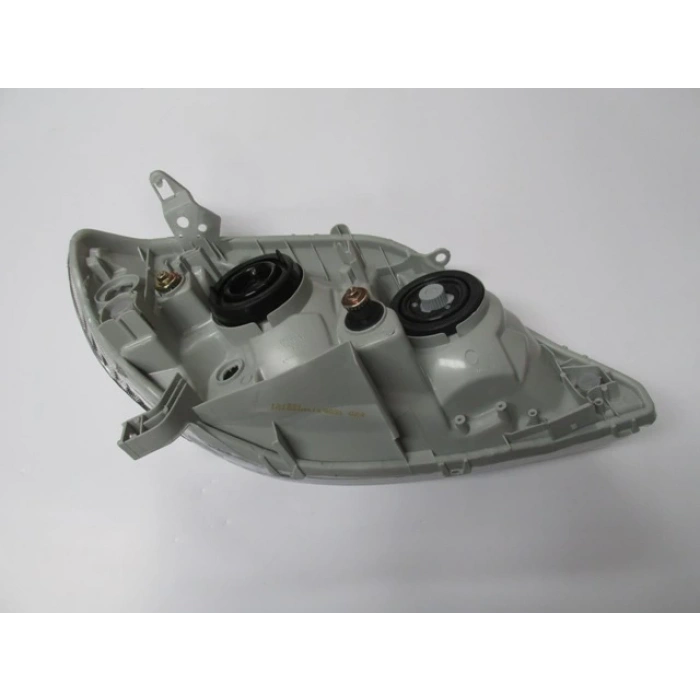 2002-2006 Toyota Corolla Zze121 Far Lambası Sol Elektrikli-Motorsuz Sedan (H7-Hb3) (Casp) (E Marklı) (Adet) (Oem No:811701E600)