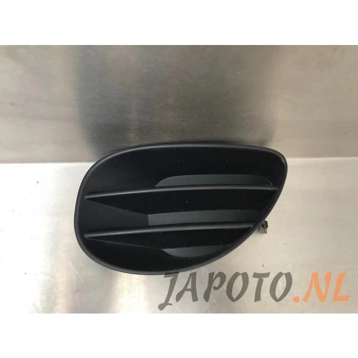 Sis Lamba Kapağı Yarıs 06-09 Sol (Sis Deliksiz) (Oem No: 81482-0D020)