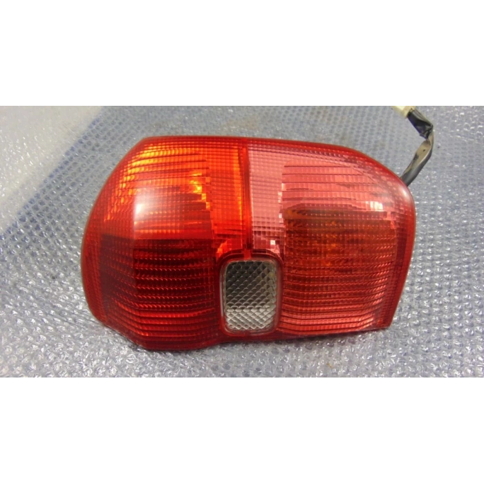 Stop Lambası Rav401-02 Duysuz Sağ (Oem No: 81551-42060)