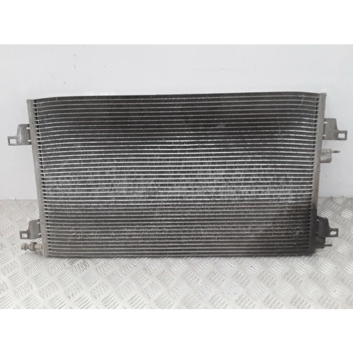 Klima  Radyatörü Kurutucusuz [Brazıng Al/Al] [655X392X18] Renault Laguna Iı 1.6-1.8-2.0 16V 01- (Oem No: 8200008763)