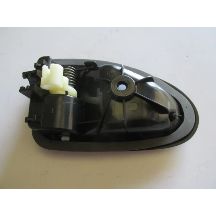1998-1999 Renault Megane Ön Kapı İç Açma Kolu Sağ Siyah Oem No: 8200028995
