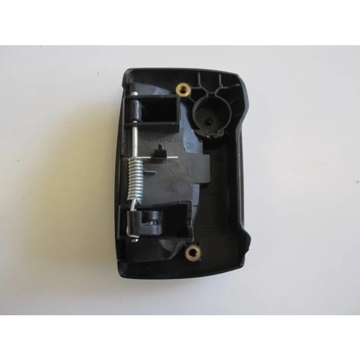 Renault Kangoo- 2- Classıc- 03/12; Orta Kapı Dış Açma Kolu Sağ Anahtar Delikli (Oem No: 8200107372)