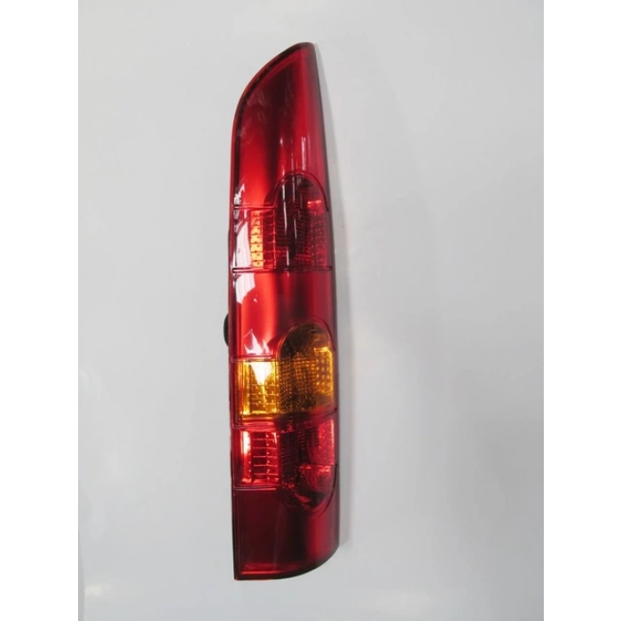 Renault Kangoo- 2- Classic- 03/12; Stop Lambası Sol Kırmızı/Sarı/Kırmızı(Yukarı Açılantip)1Kapı Mars (Oem No: 8200150619)