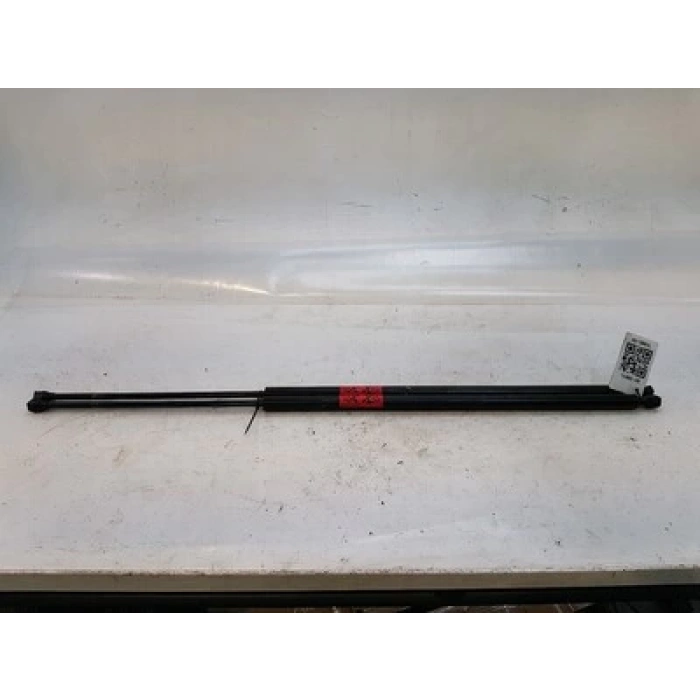 Bagaj Amortisörü Trafıc Iı 01-14 / Vıvaro 01-14 (Oem No: 8200162697)