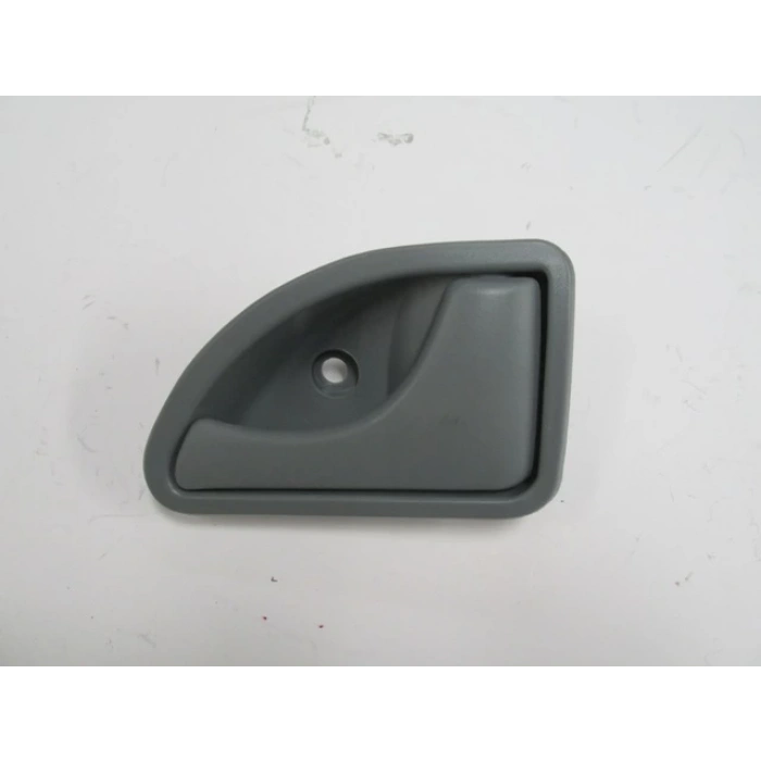 2001-2002 Renault Twingo Ön Kapı İç Açma Kolu Sağ Gri Pütürlü (Tw) (Adet) (Oem No:8200259377)