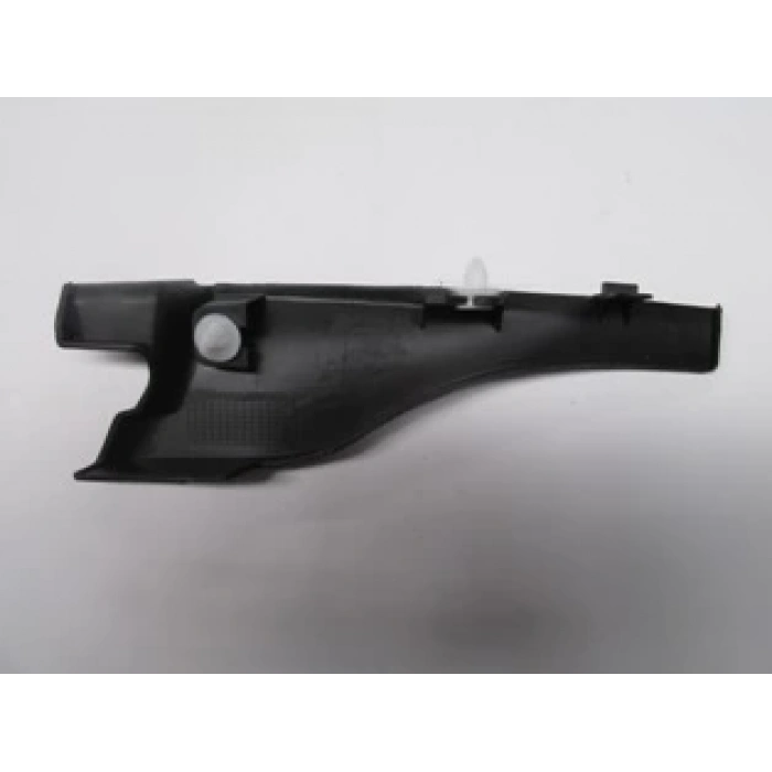 Dacıa Logan- 04/08; Ön Cam Kenar Plastiği Sol (Tw) (Oem No: 8200273994)