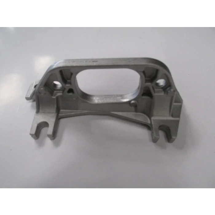 Dacıa Logan- Mcv- 14/20; Şanzuman Bağlantı Kulağı 1,2 1,4Cc/1,5 Dcı (Oem No: 8200277212)