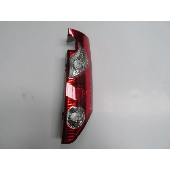 Renault Kangoo 3 2008-2013 Stop Lambası Sağ Kırmızı - Beyaz (Yana Açılan Tip) 2Kapı (Mars) (Oem No: 8200419952)