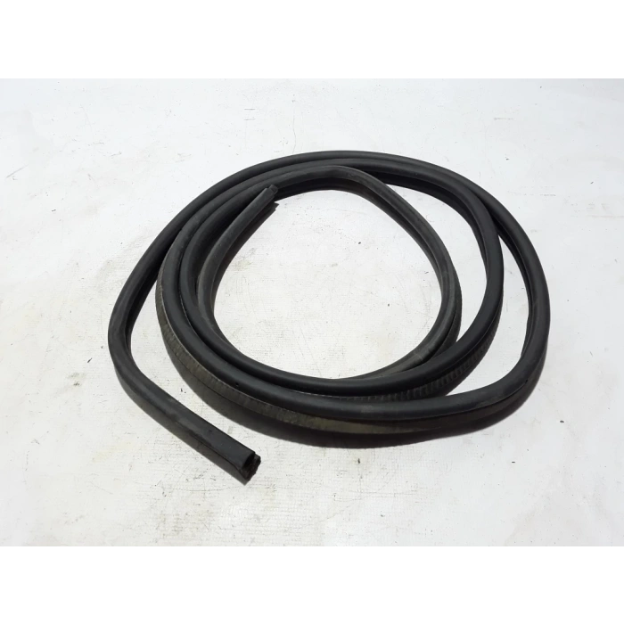 Bagaj Fitili  Kangoo Iı 08-Den İtibaren; (Oem No: 8200425638)