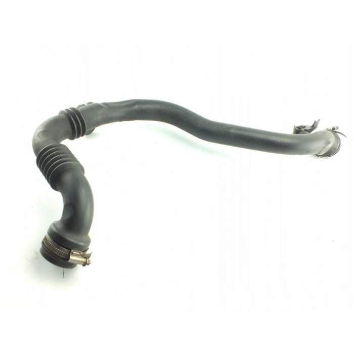 Turbo Hortumu Çıkıs (Plastık) Turbo Borusu/Isı Müsürü Kullanılmayan Renault Clıo Iıı / Modus 1.5 Dci 04- (Oem No: 8200527669)