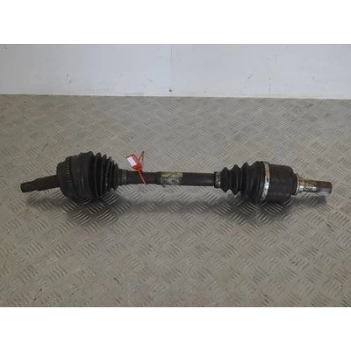 Aks Komple Ön Sol Uzunluk 700 Mm Renault Master Iı/Movano 2,5 06-10 (Oem No: 8200776533)