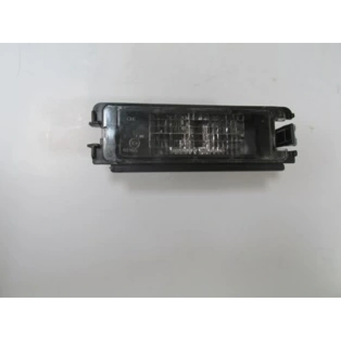 Renault Symbol- 13/21; Plaka Lambası (Famella) (Oem No: 8200957874)