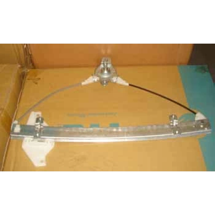 2000-2002 Hyundai Accent Milenyum Ön Cam Krikosu Sol Manuel (Adet) (Oem No:8240125000)