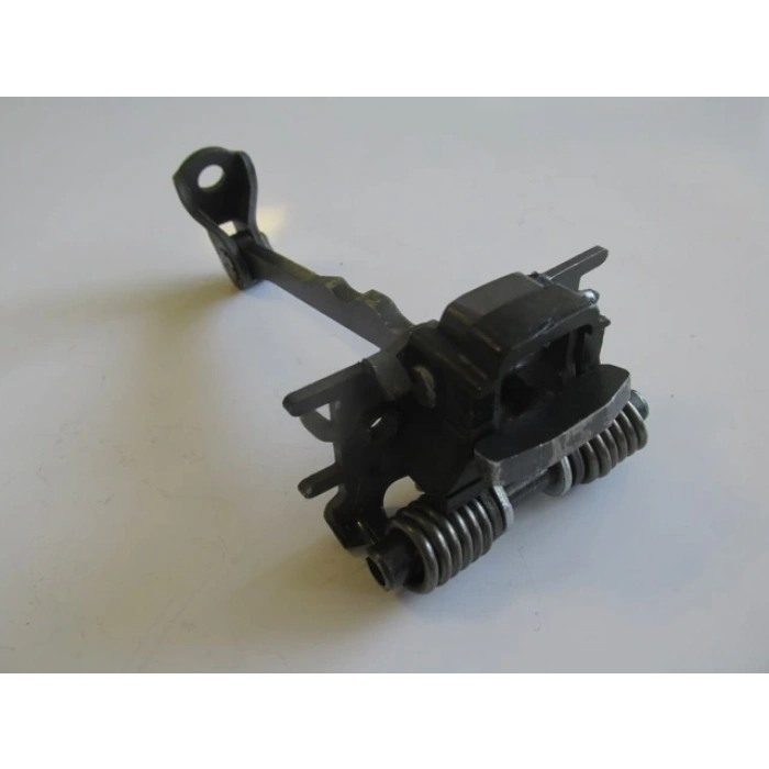 Renault Grand Scenıc- 3- 10/13; Arka Kapı Durdurucusu Sağ/Sol Aynı (Adet) (Kapı Gergisi) (Oem No: 824310005R)