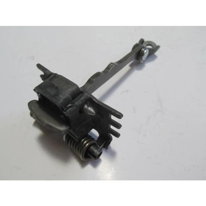 Renault Megane- 3- Hb- 14/15; Ön Kapı Durdurucusu Sağ/Sol Aynı (Adet)(Kapı Gergisi) (Oem No: 824310007R)