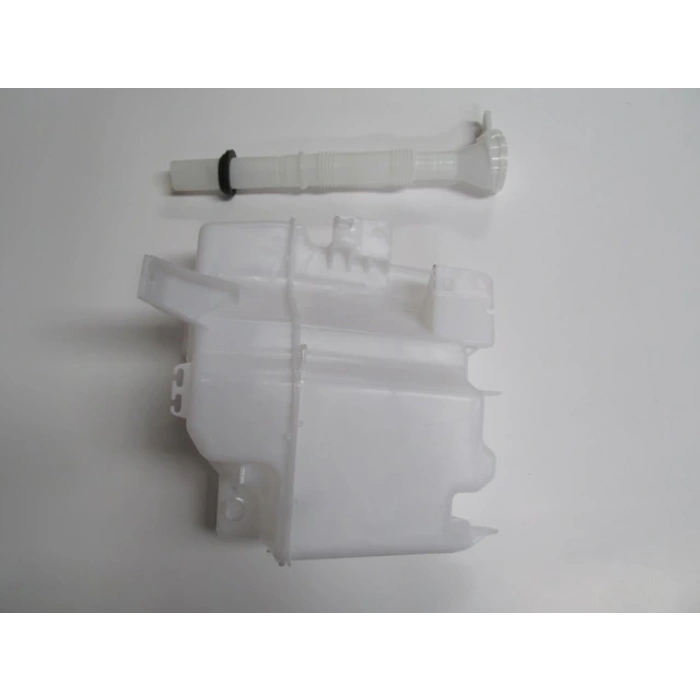 Mıtsubıshı Lancer- 08/16; Ön Cam Su Bidonu/Deposu (Motorsuz) (Tw) (Oem No: 8260A117)