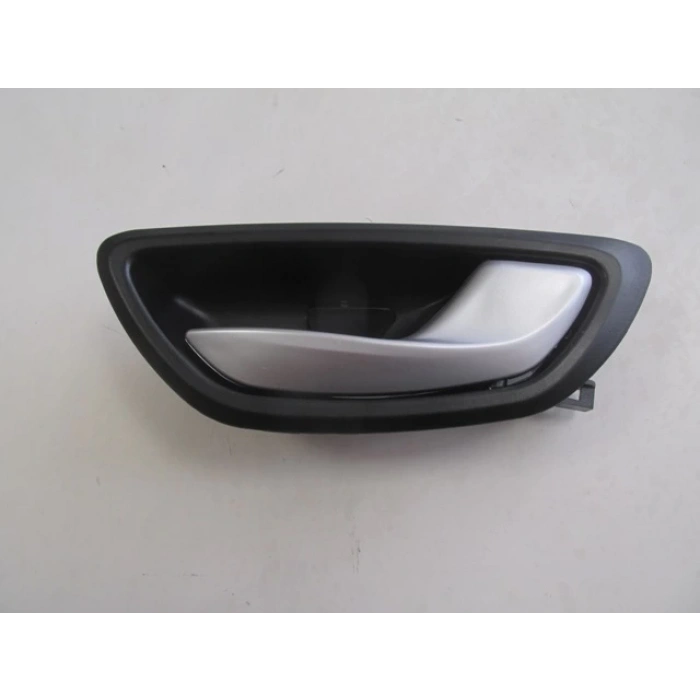2016-2020 Renault Megane Iv Sd/Hb Arka Kapı İç Açma Kolu Sağ Gümüş Gri  (Oem No:826723233R)