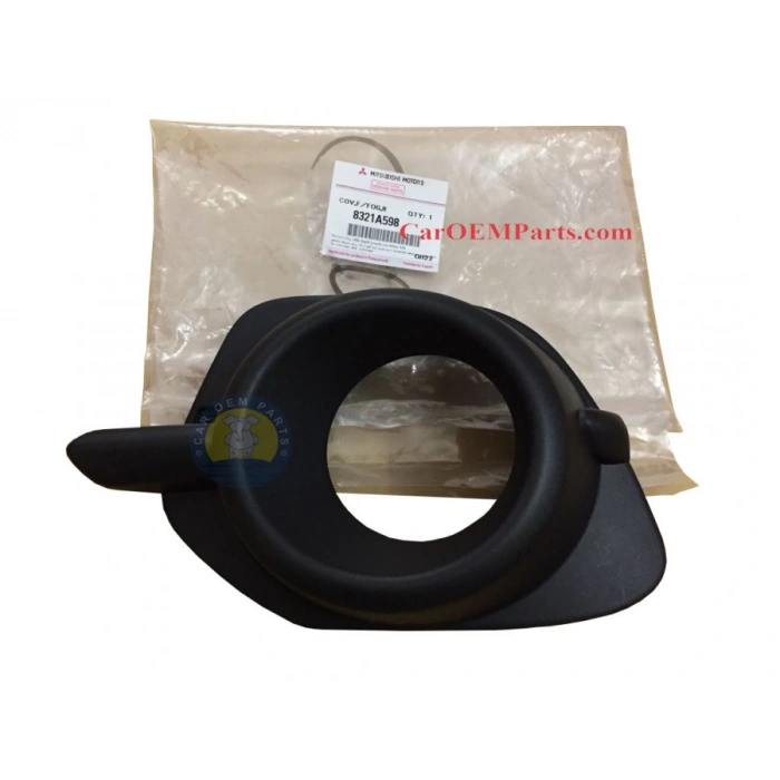 Sis Lamba Kapağı L200 14-15 Sisli Tip Sağ (Oem No: 8321A598)