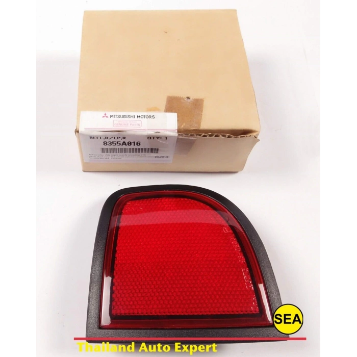 Reflektör Çamurluk L200 06-14 Arka Sağ (Oem No: 8355A016)