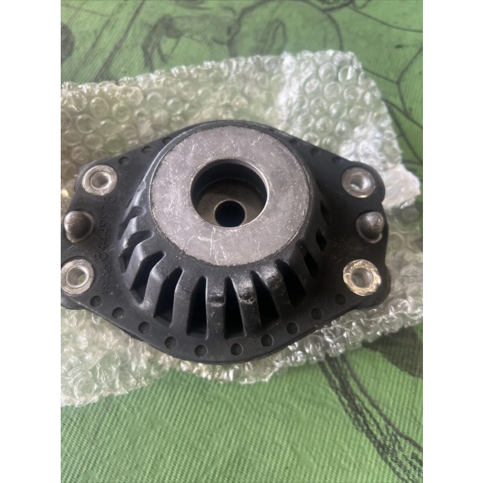 Amortısör Takozu Ön Opel Insıgnıa B Bm 18- (Oem No: 84449978)