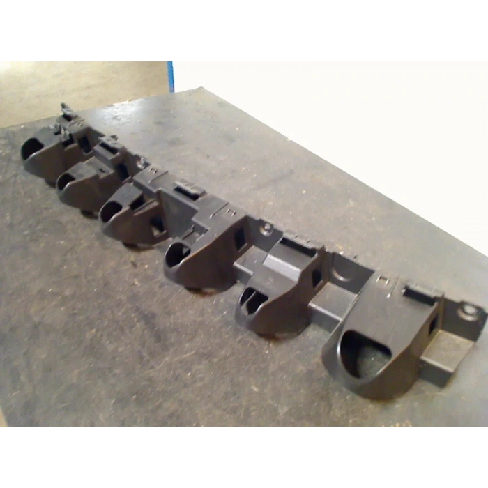 Renault Fluence- 09/16; Arka Tampon İç Bağlantı Braketi Orta (Oem No: 850420026R)