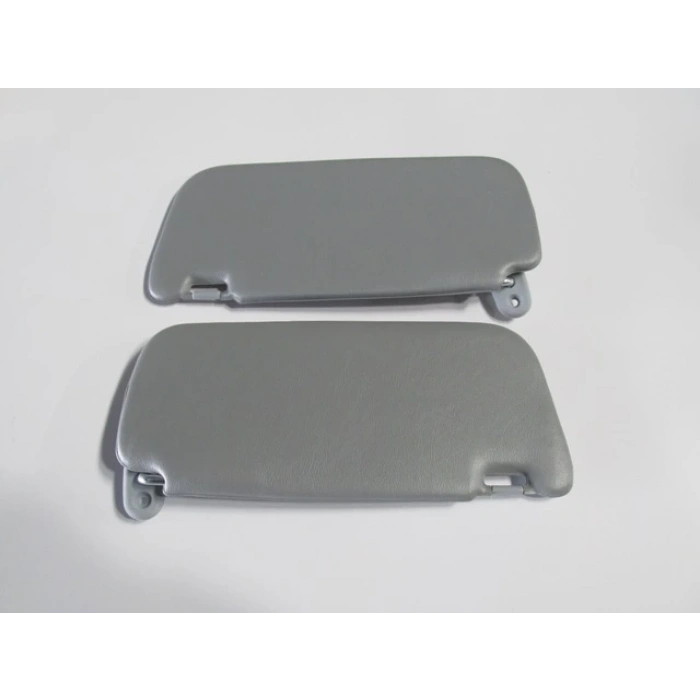 Hyundaı Getz- 06/11; Güneşlik Gri Sağ/Sol Set 2 Parça (Oem No: 852201C670Du)