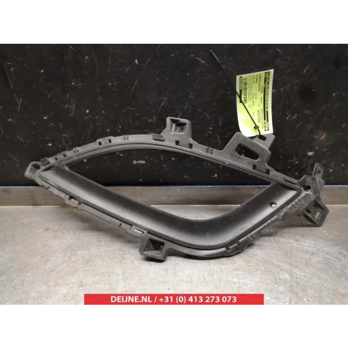 Hyundai İ30 2012-2016 Sis Lamba Kapağı Sol Delikli (Oem No: 86563-A6030)