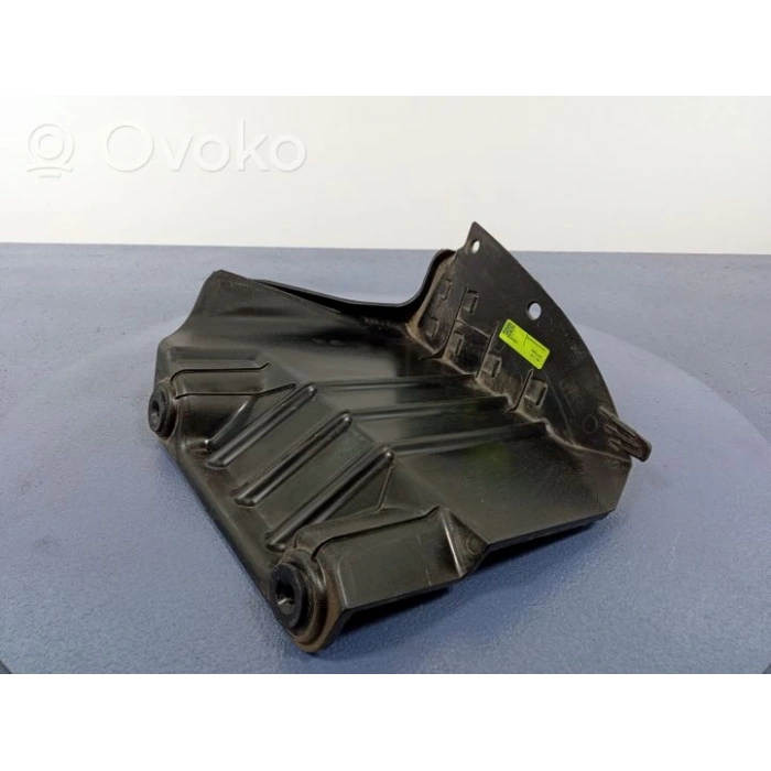 Tampon Bağlantı Braketi Tucson Arka 21Sonrası Alt Sol (Oem No: 86677-N7000)