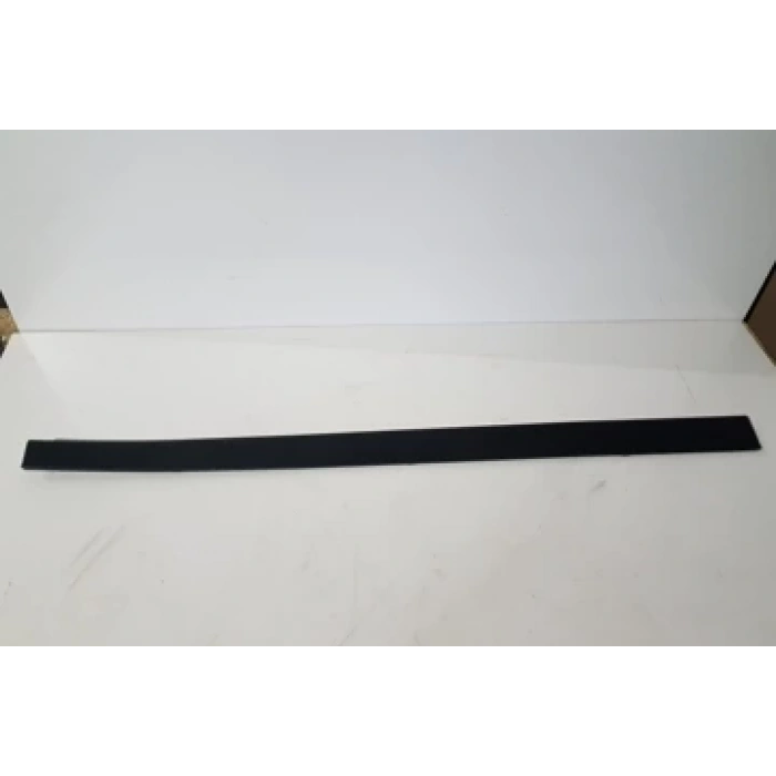 Dodik Tucson Ön Kapı Çıtası 15-18 Sol (Oem No: 87721-D7000)