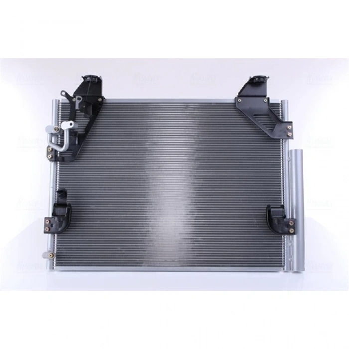 Klima  Radyatörü . Japon Hılux (Kun15, Kun25, Kun35) 2.5 D4D 09-15 (Oem No: 88460-0K050)