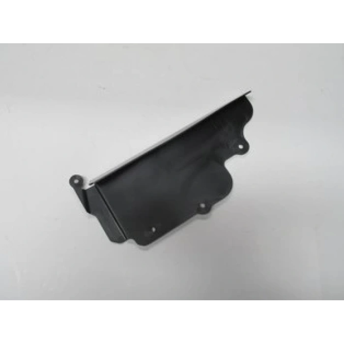 Isuzu D Max- Pıck Up- 12/17; Ön Tampon Üst Bağlantı Braketi Sol (Tw) (Oem No: 8-98139-695-0)