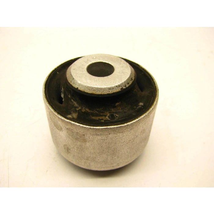 Salıncak Burcu 30696 / 29318 01 (Üst Arka) Vw Passat-A4-A6 Bm 97-04 (Oem No: 8D0407515B)