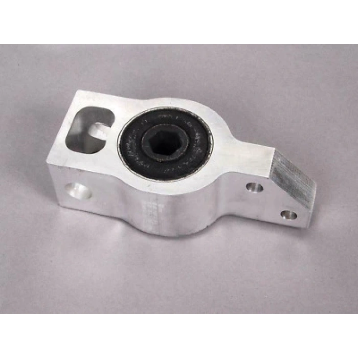 Salıncak Traversı Ön Vw Audı Tt Bm 08- (Oem No: 8J0199231)