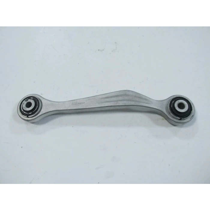 Audı A5- 12/16; Arka Üst Tabla Sağ Düz Tip Burçlu (Salıncak) (Sh) (Oem No: 8K0501530K)