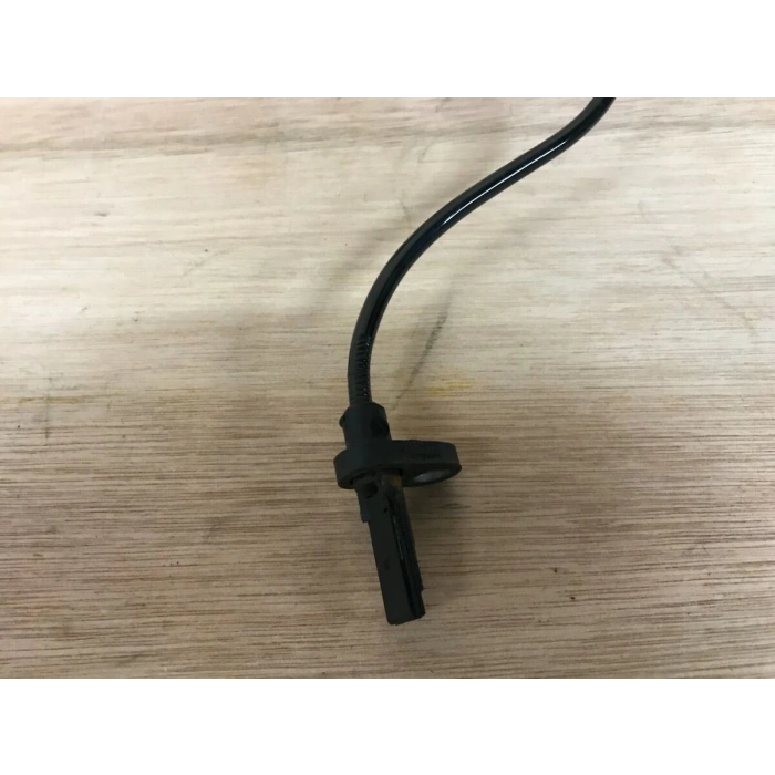 Abs Sensörü Ön 8V51 2C204 Ca Ford Courıer/ Fıesta Bm 08- (Oem No: 8V51 2C204 Cb)