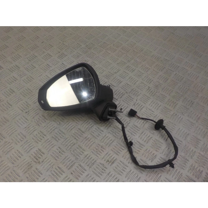 Dış Dikiz Aynası A3 Sedan 13Sonrası Elektrikli, Isıtmalı, Sinyalli, Astarlı Sol (Oem No: 8V5857409B9B9)