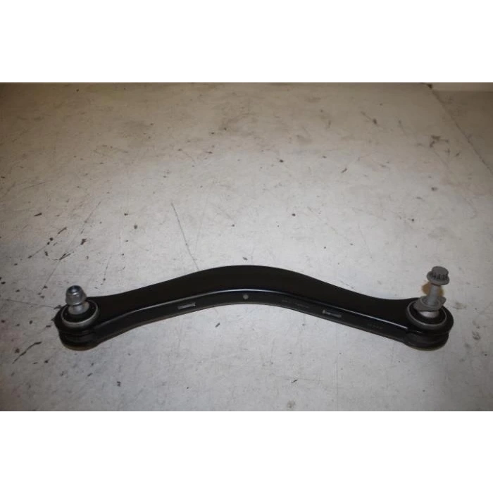 Salıncak Arka Sağ Vw A4-A5 Bm 15- (Oem No: 8W0505398F)