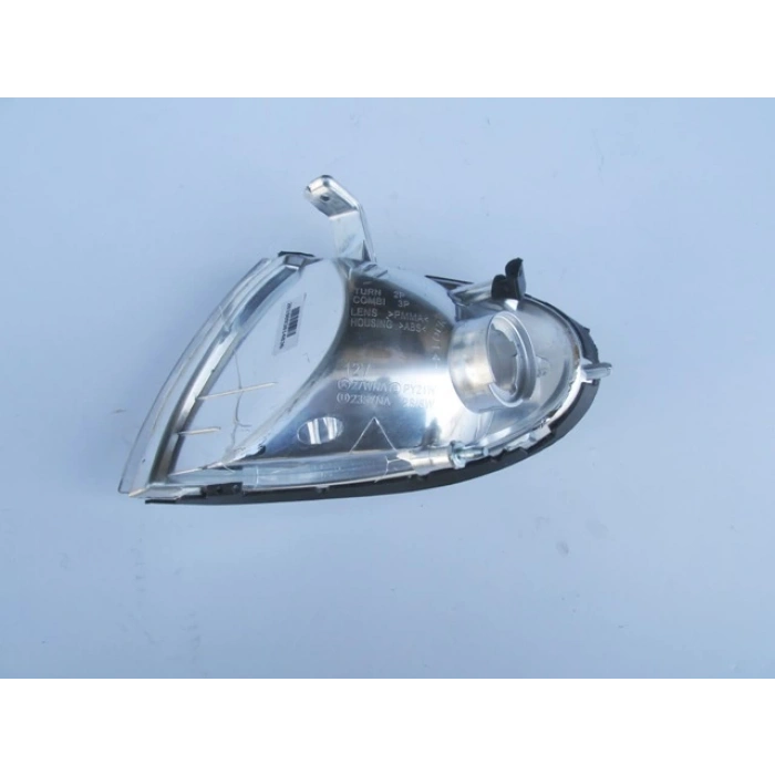 Hyundai Accent 1998-2000 Ön Sinyal Sağ Beyaz (Mars) (Adet) (Oem No:9230222300)