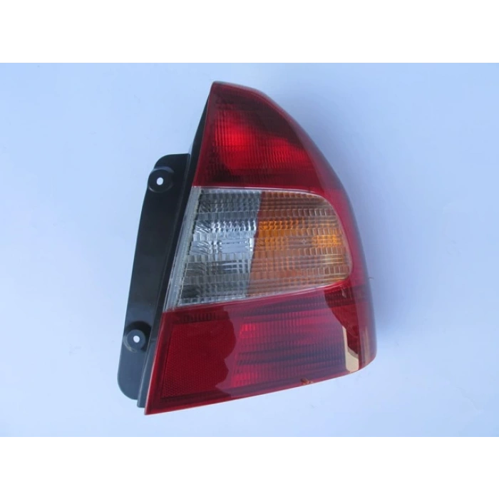 Hyundai Accent Milenyum 2000-2002 Stop Lambası Sağ Kırmızı - Sarı - Beyaz (Mars) (Adet) (Oem No:9240225020)