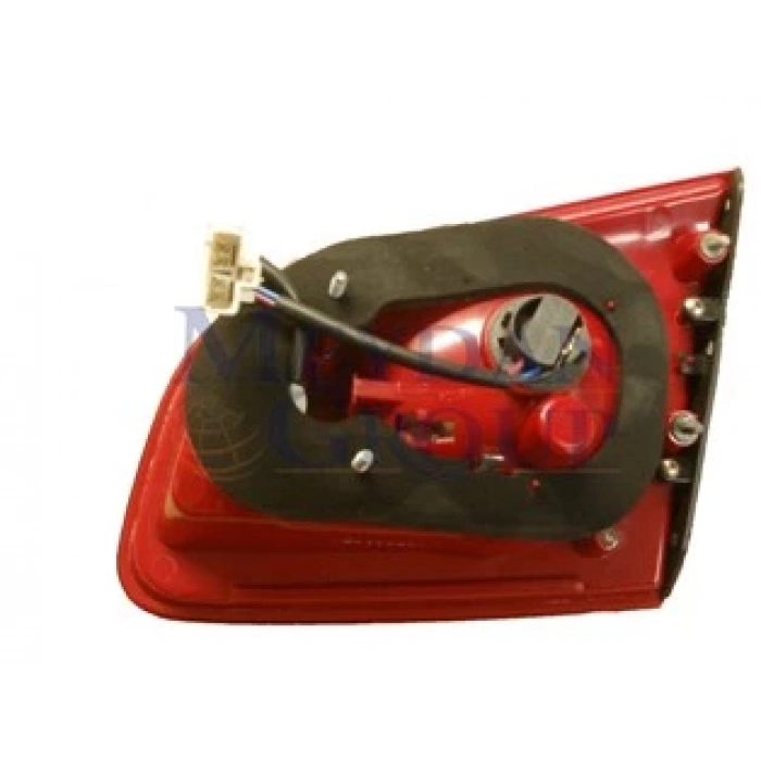 Hyundaı Santa Fe- 06/09; İç Stop Lambası Sol Kırmızı/Beyaz (Famella) (Oem No: 92405-2B000)