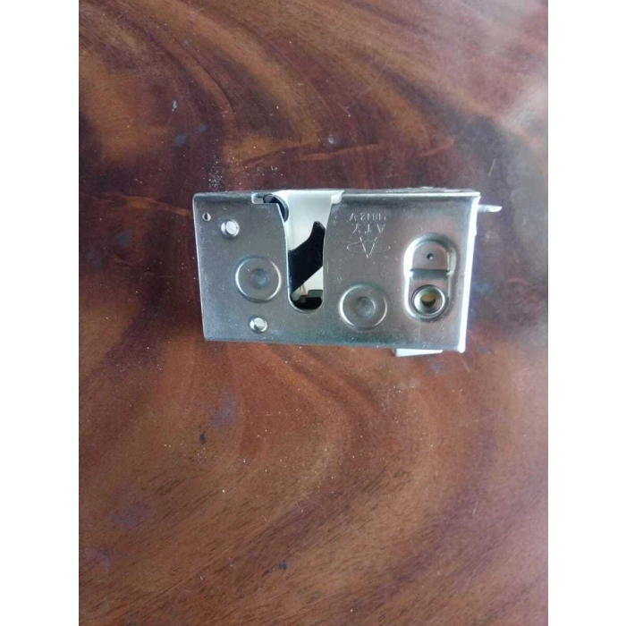 Ford Transit M12 M15 93  Kapı İç Kilit Ön Sağ  (Oem No:92Vbv21812Ba)