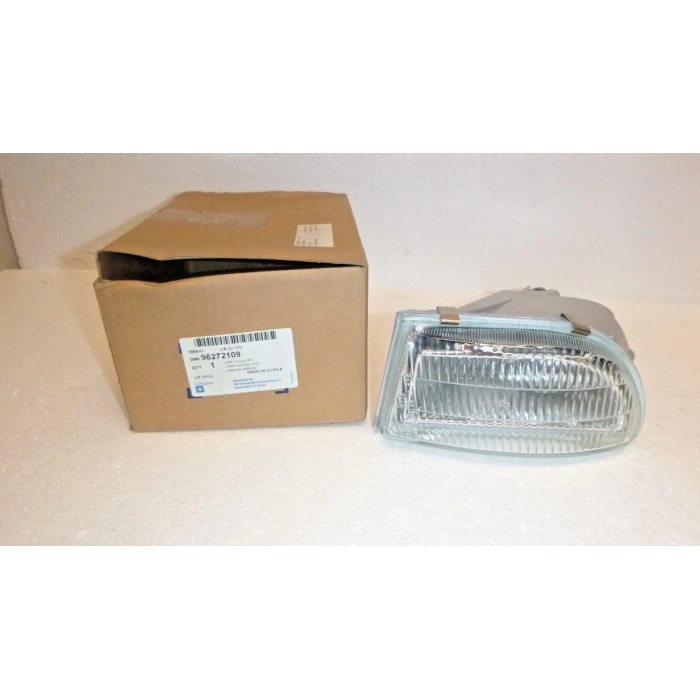 Daewoo Nubıra- 00/02; Sis Lambası Sol Oval (H3) (Famella) (Oem No: 96272109)